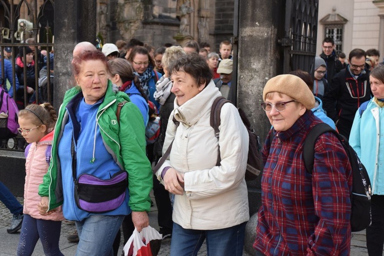 Pielgrzymka do Matki Bożej Dobrej Rady - start