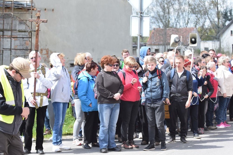 Pielgrzymka do Matki Bożej Dobrej Rady - Przystanek w Wirach