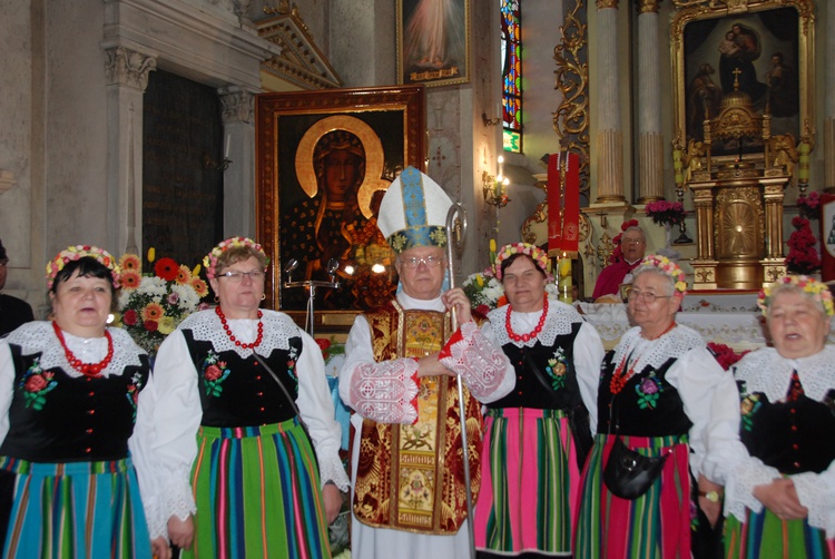 Powitanie ikony MB Częstochowskiej w Łaniętach