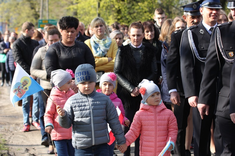 Powitanie ikony MB Częstochowskiej w Łaniętach