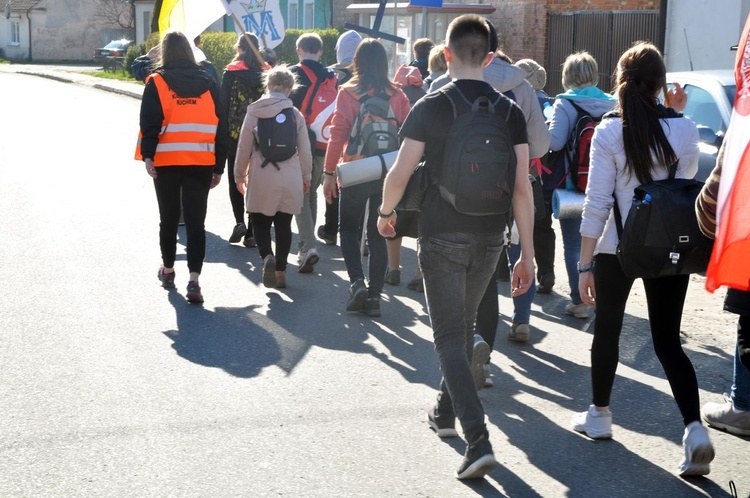 Pielgrzymka "Promienista" - dzień I - grupa ze Słupska