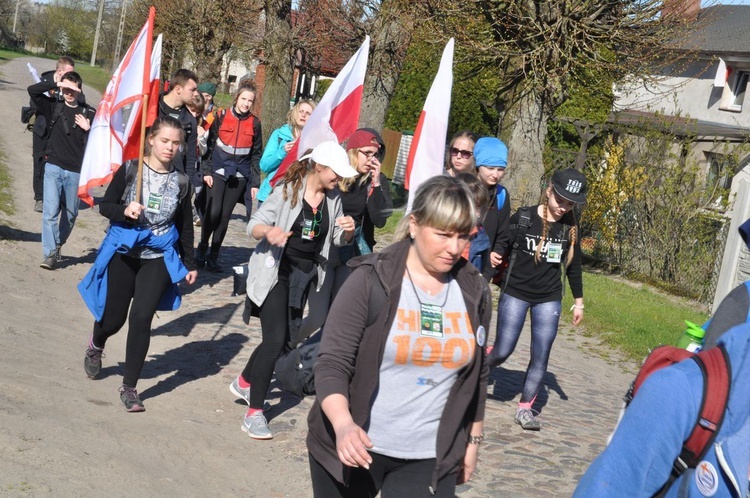 Pielgrzymka "Promienista" - dzień I - grupa ze Słupska