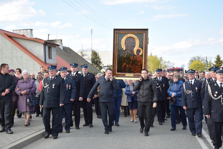 Powitanie ikony MB Częstochowskiej w Strzelcach