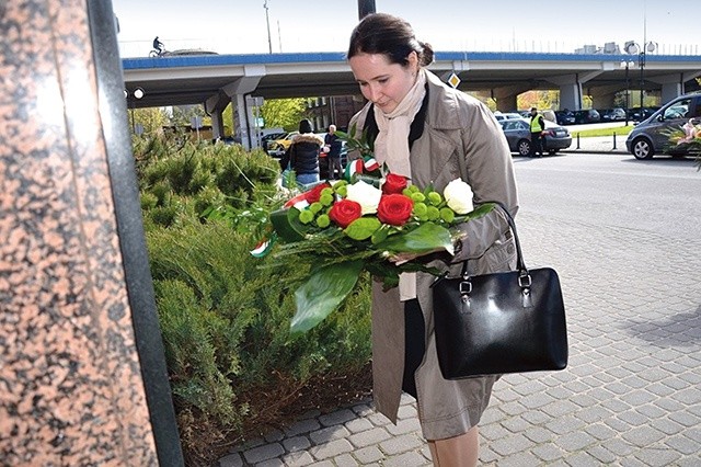 Uroczystość  pod pomnikiem  „W Hołdzie Narodowi Węgierskiemu”.