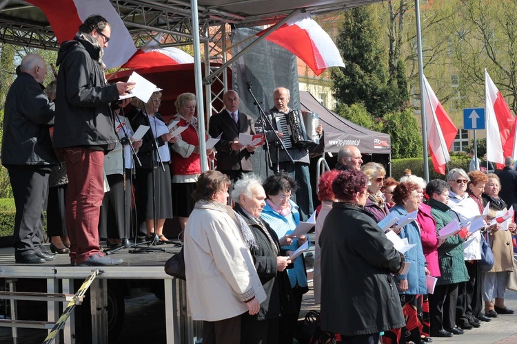 Koszalińskie śpiewanie pieśni patriotycznych