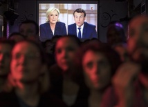 Francja - sondaż po debacie: Macron był bardziej przekonujący
