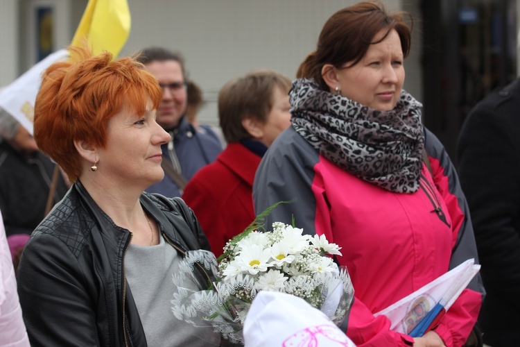 Powitanie ikony MB Częstochowskiej w Nowem