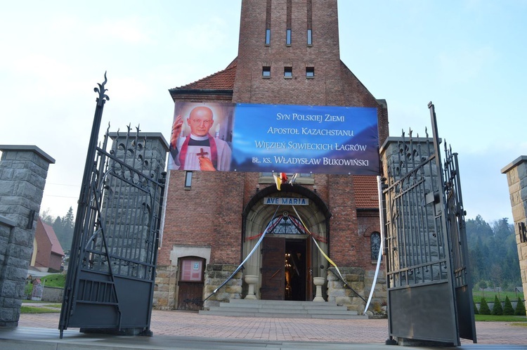 Relikwie bł. ks. Władysława Bukowińskiego w Budzowie