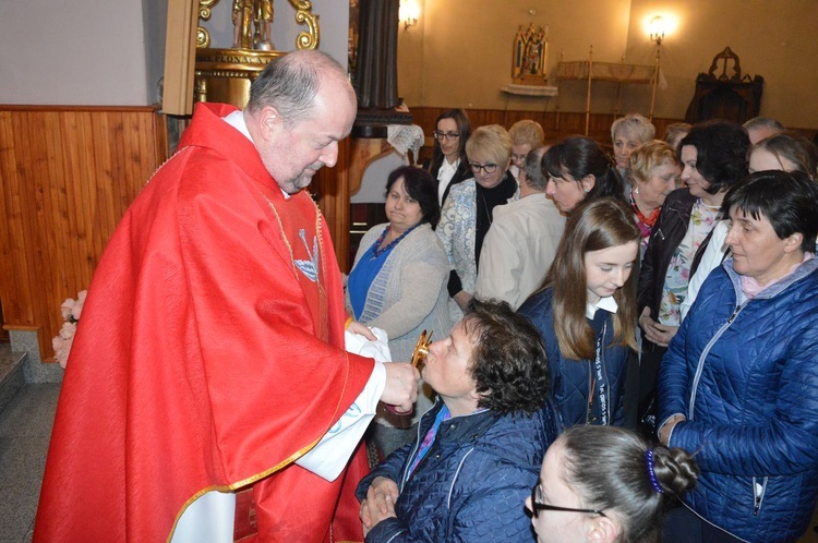 Relikwie bł. ks. Władysława Bukowińskiego w Budzowie