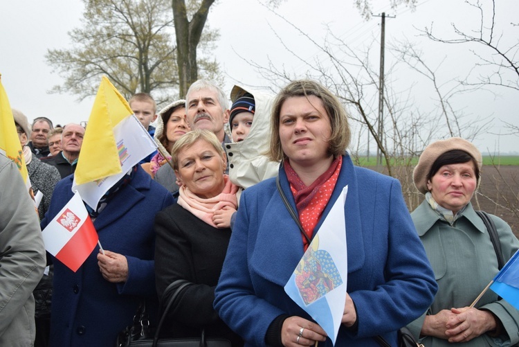 Powitanie ikony MB Częstochowskiej w Miłonicach