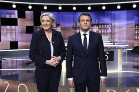 W ostatnim dniu kampanii Le Pen i Macron odwiedzili katedry