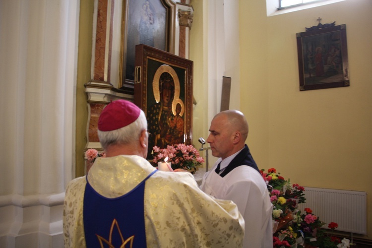 Powitanie ikony MB Częstochowskiej w Krośniewicach