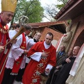 Poświęcenie figur w Panteonie Świętych i Błogosławionych