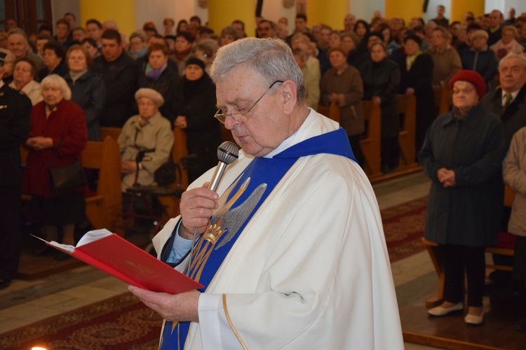 Powitanie ikony MB Częstochowskiej w Ostrowach