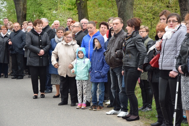 Powitanie ikony MB Częstochowskiej w Ostrowach