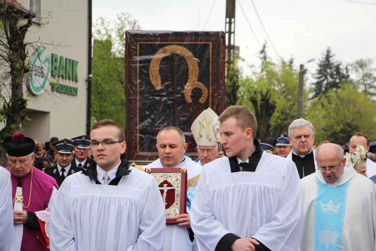 Powitanie ikony MB Częstochowskiej w Dąbrowicach