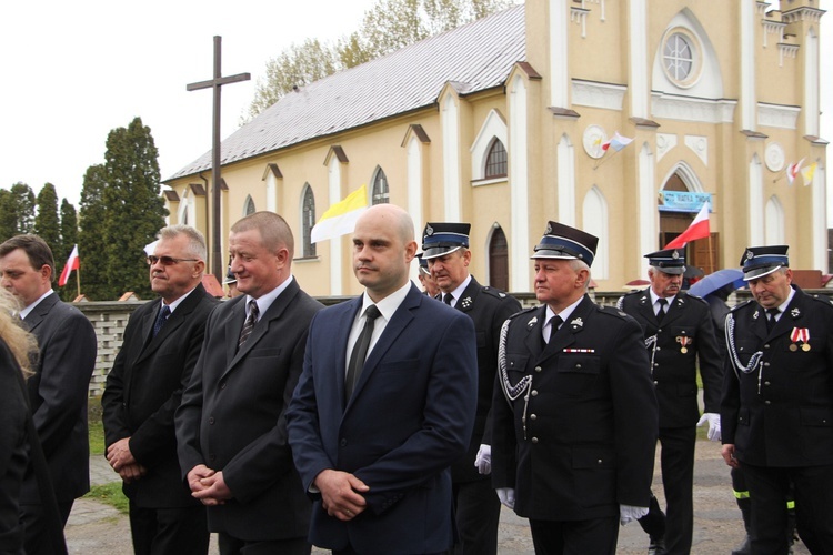 Powitanie ikony MB Częstochowskiej w Dąbrowicach