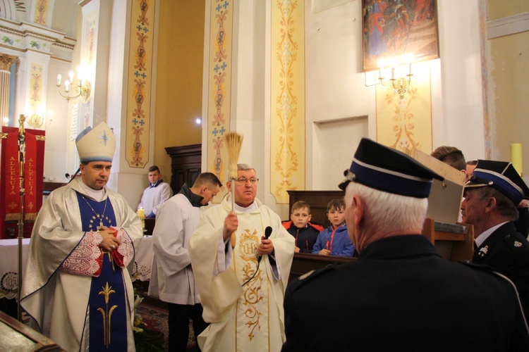 Powitanie ikony MB Częstochowskiej w Dzierzbicach