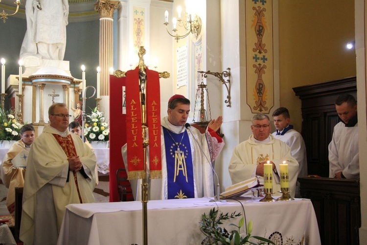 Powitanie ikony MB Częstochowskiej w Dzierzbicach