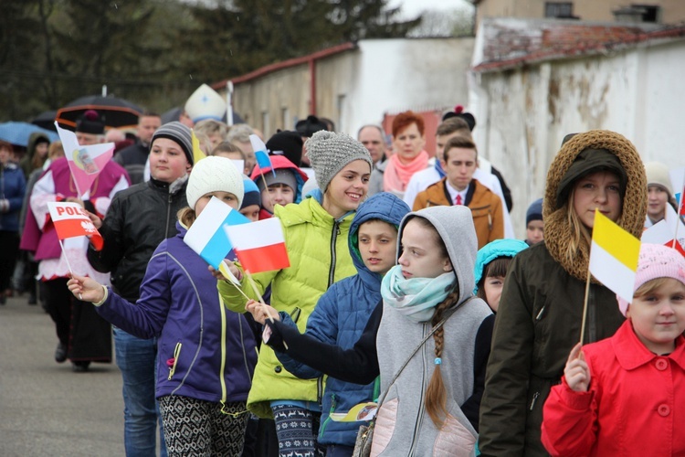 Powitanie ikony MB Częstochowskiej w Dzierzbicach