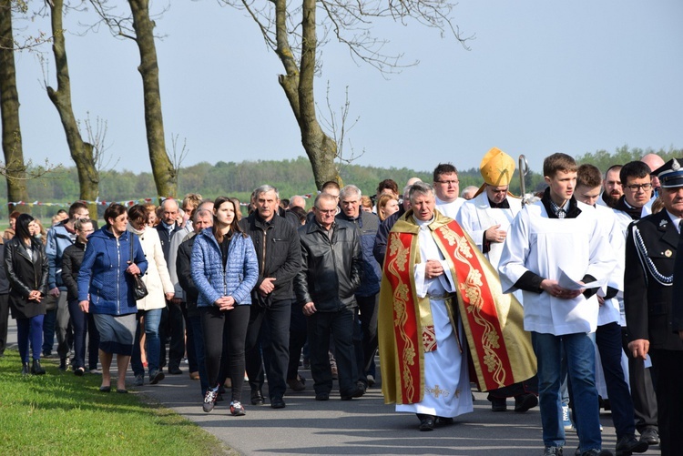 Powitanie ikony MB Częstochowskiej w parafii Sobótka