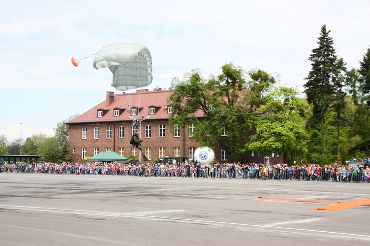 Pożegnanie żołnierzy 36. zmiany PKW KFOR w Kosowie