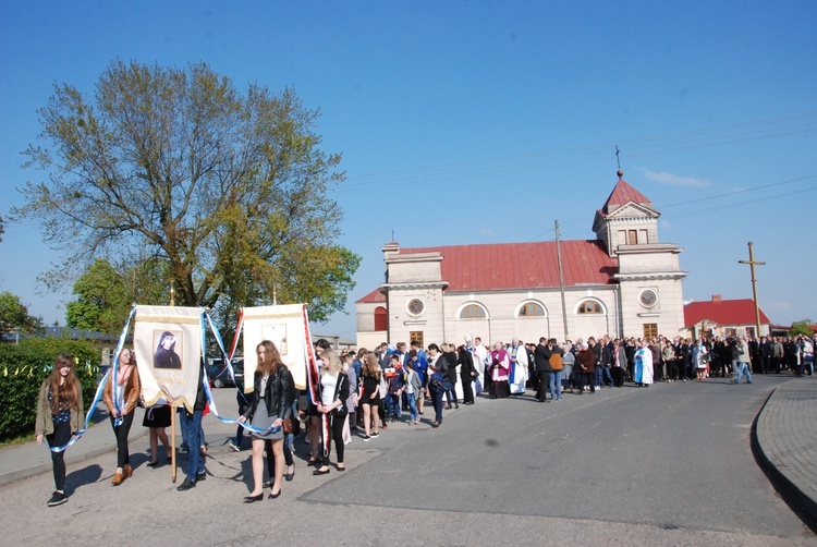 Powitanie ikony MB Częstochowskiej w Mazewie