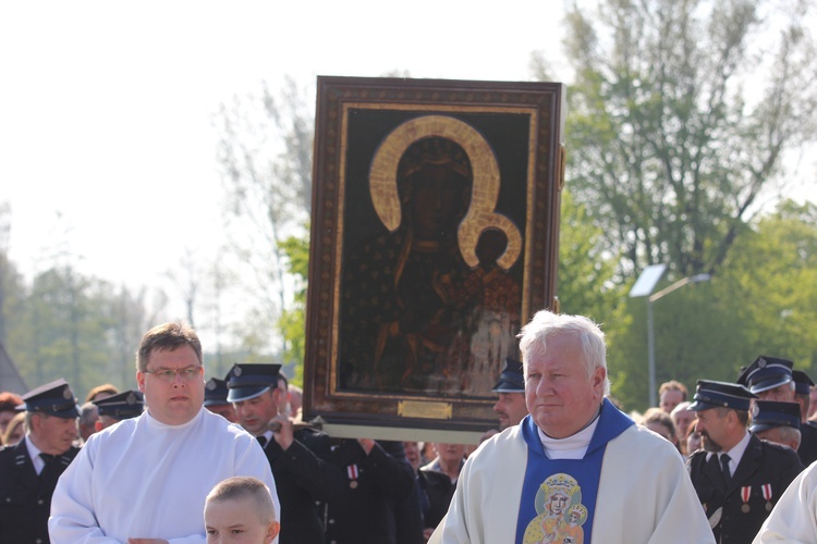 Powitanie ikony MB Częstochowskiej w Mazewie