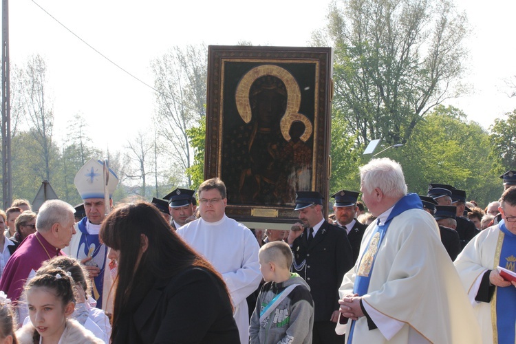 Powitanie ikony MB Częstochowskiej w Mazewie