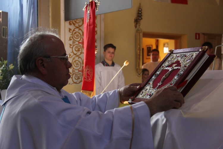 Powitanie ikony MB Częstochowskiej w Mazewie