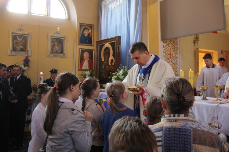 Powitanie ikony MB Częstochowskiej w Mazewie