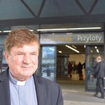 Abp Marek Jędraszewski w Kraków Airport 