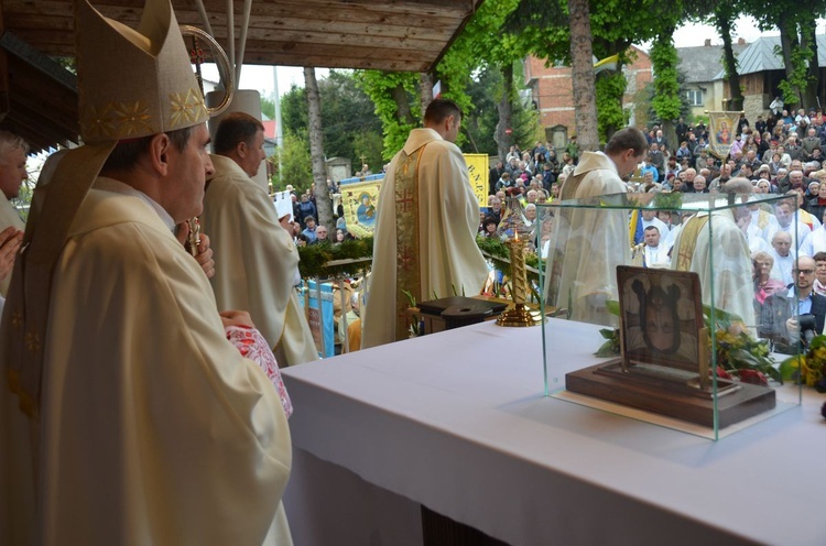 Fatimskie uroczystości w Sulisławicach 