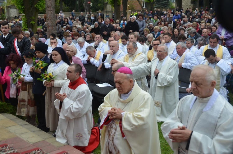 Fatimskie uroczystości w Sulisławicach 