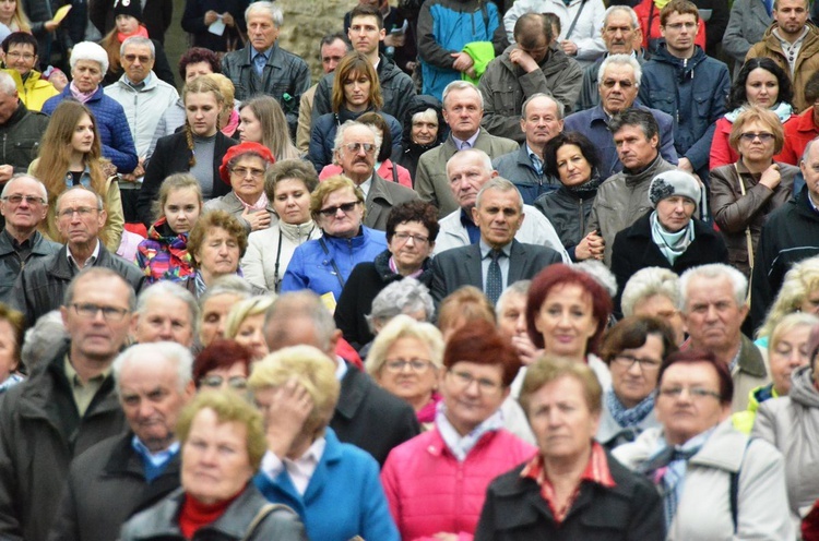 Fatimskie uroczystości w Sulisławicach 