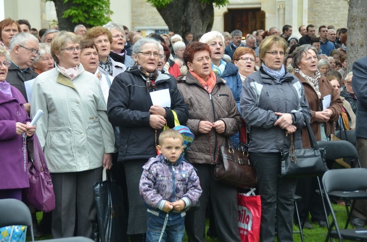 Fatimskie uroczystości w Sulisławicach 