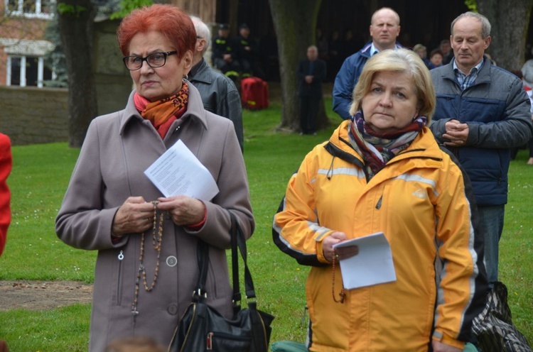 Fatimskie uroczystości w Sulisławicach 