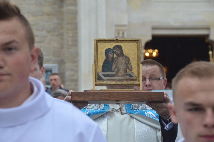 Fatimskie uroczystości w Sulisławicach 