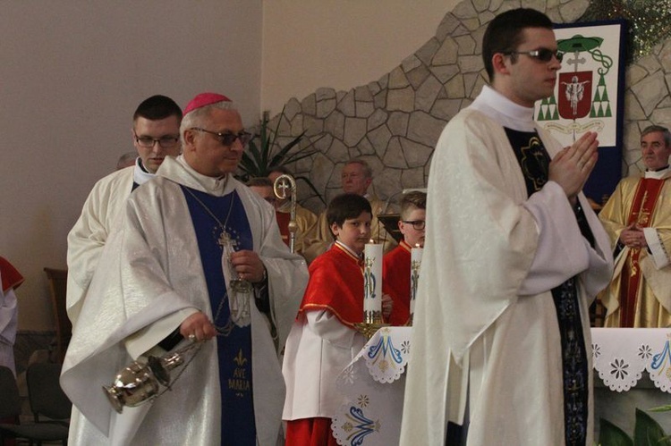 100.rocznica objawień fatimskich w parafii Matki Bożej Fatimskiej w Lublinie