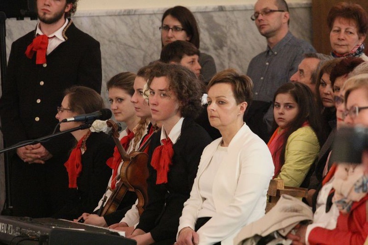 100.rocznica objawień fatimskich w parafii Matki Bożej Fatimskiej w Lublinie