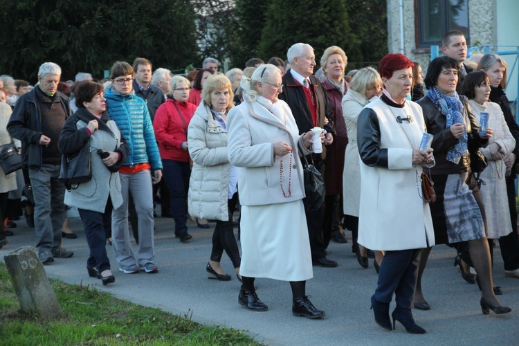 Komorowice Obszary - zawierzenie diecezji Sercu Maryi - cz. 1