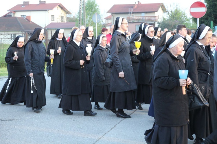 Komorowice Obszary - zawierzenie diecezji Sercu Maryi - cz. 1