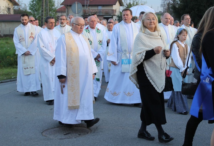 Komorowice Obszary - zawierzenie diecezji Sercu Maryi - cz. 1