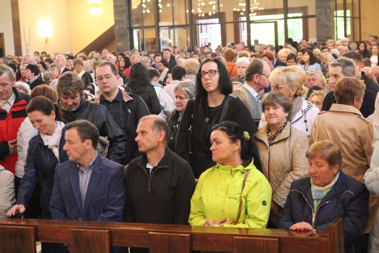 Komorowice Obszary - zawierzenie diecezji Sercu Maryi - cz. 1