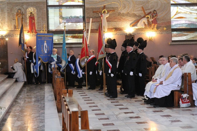 Komorowice Obszary - zawierzenie diecezji Sercu Maryi - cz. 1