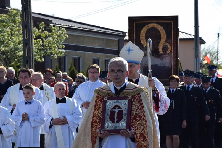 Powitanie ikony MB Częstochowskiej w Topoli Królewskiej