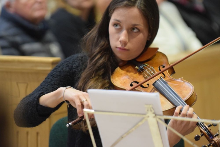 Koncert chórów z okazji Dni Papieskich