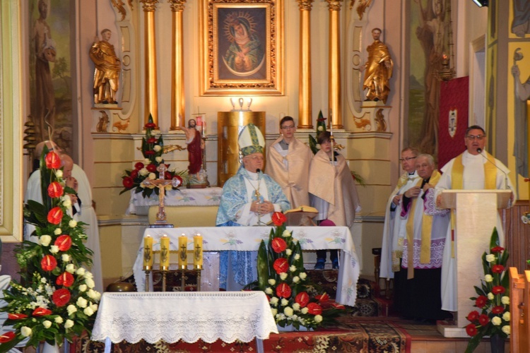 Powitanie ikony MB Częstochowskiej w Grabowie