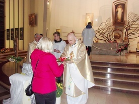 W tym roku podczas czuwania w Łagiewnikach Pasterce przewodniczył i słowo Boże wygłosił ks. Paweł Staniszewski.