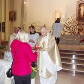 W tym roku podczas czuwania w Łagiewnikach Pasterce przewodniczył i słowo Boże wygłosił ks. Paweł Staniszewski.